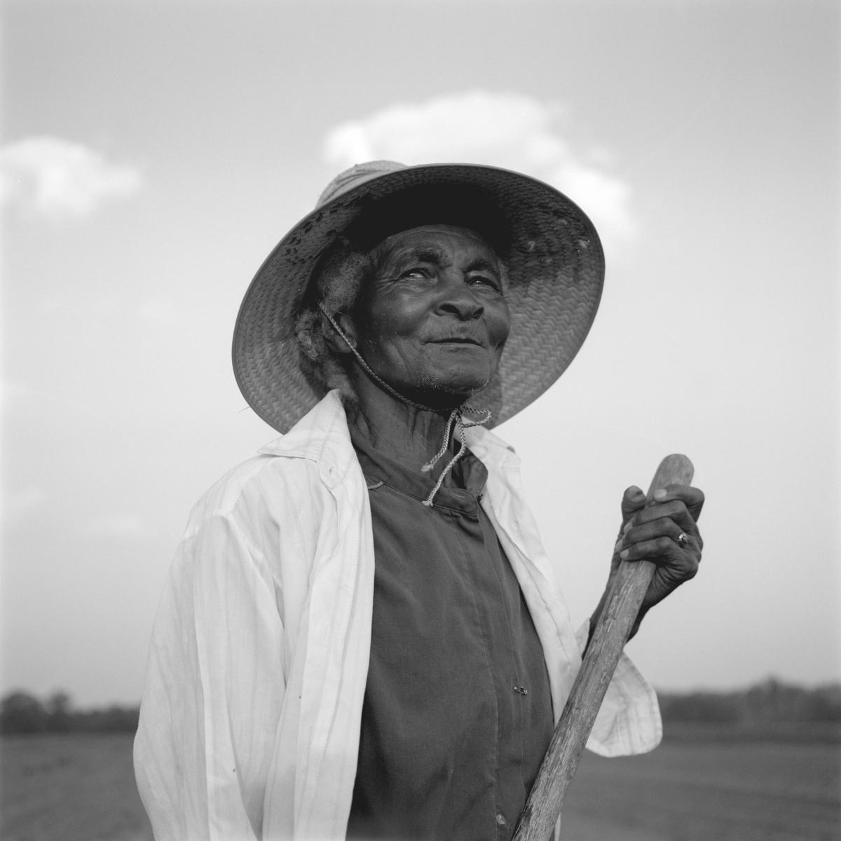 <p><center>Brooks County, Georgia:</center></p>
Rosa Murphy, in her late eighties, continues to do light work in her fields. : Images : AMERICAN BLACK FARMERS PROJECT - John Ficara